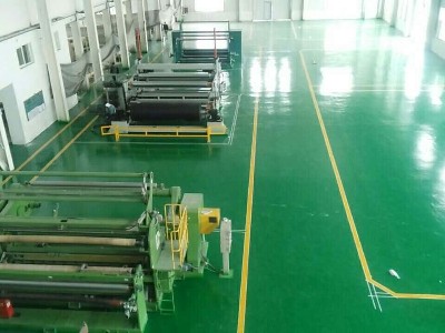 鲁蒙<i style='color:red'>聚脲地坪涂料</i>可应用于须耐 磨、洁净地面